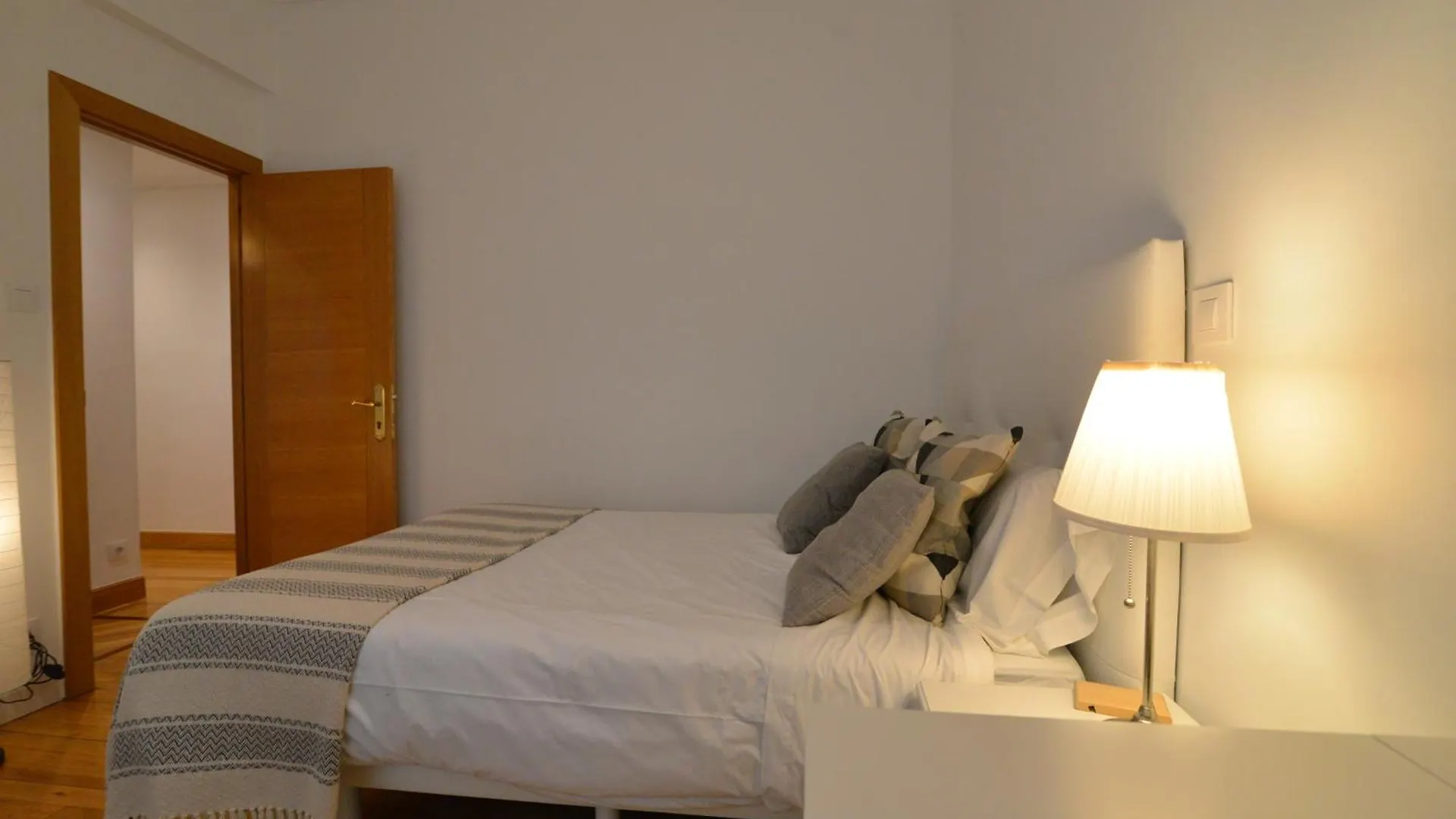 Apartamento En Zona Residencial Cerca Del Guggenheim Bilbao Španělsko
