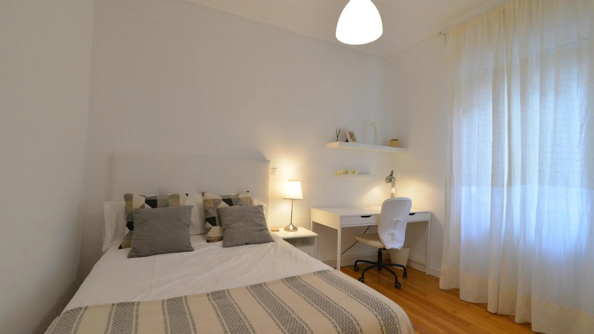 kontakty Apartamento En Zona Residencial Cerca Del Guggenheim