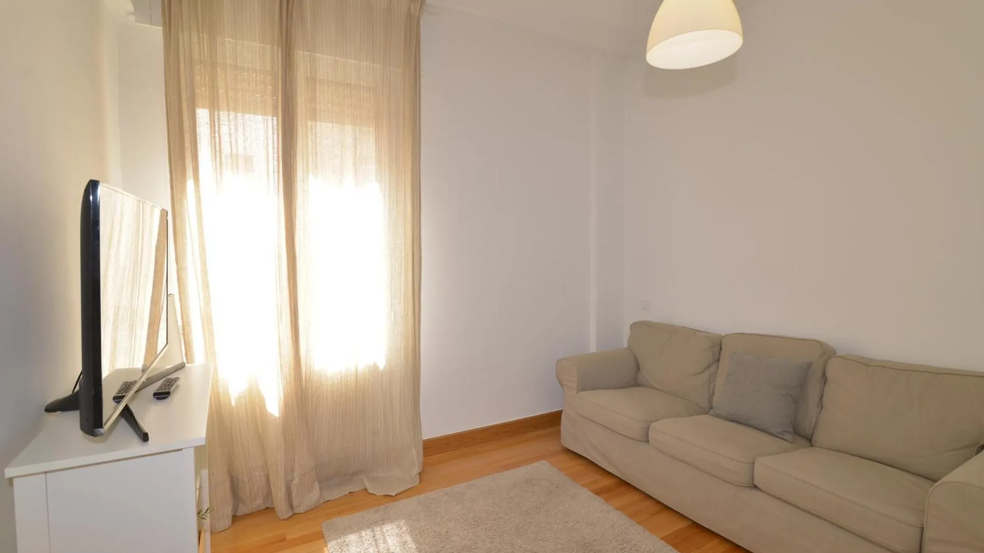 Apartamento En Zona Residencial Cerca Del Guggenheim Bilbao Španělsko